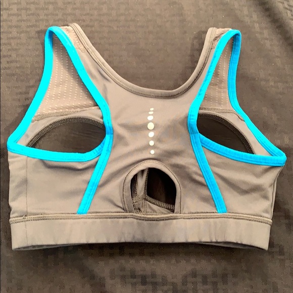 Reebok Grey & Blue Padded Sports Bra Size Small - Picture 3 of 4